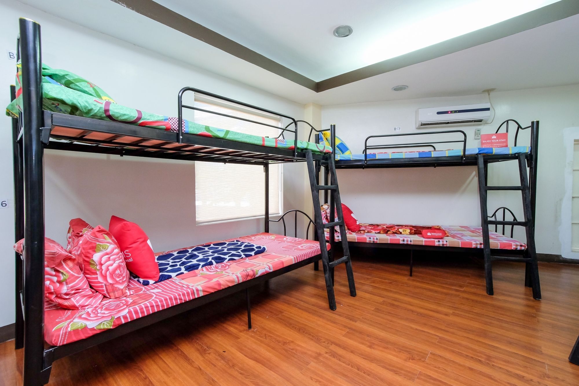 Zen Hostel Quirino Ave. Malate Manila Esterno foto