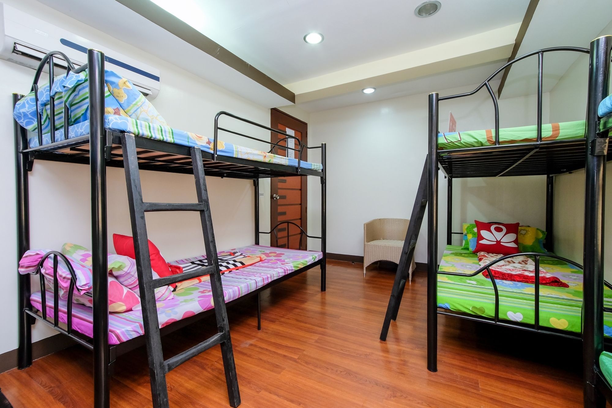 Zen Hostel Quirino Ave. Malate Manila Esterno foto