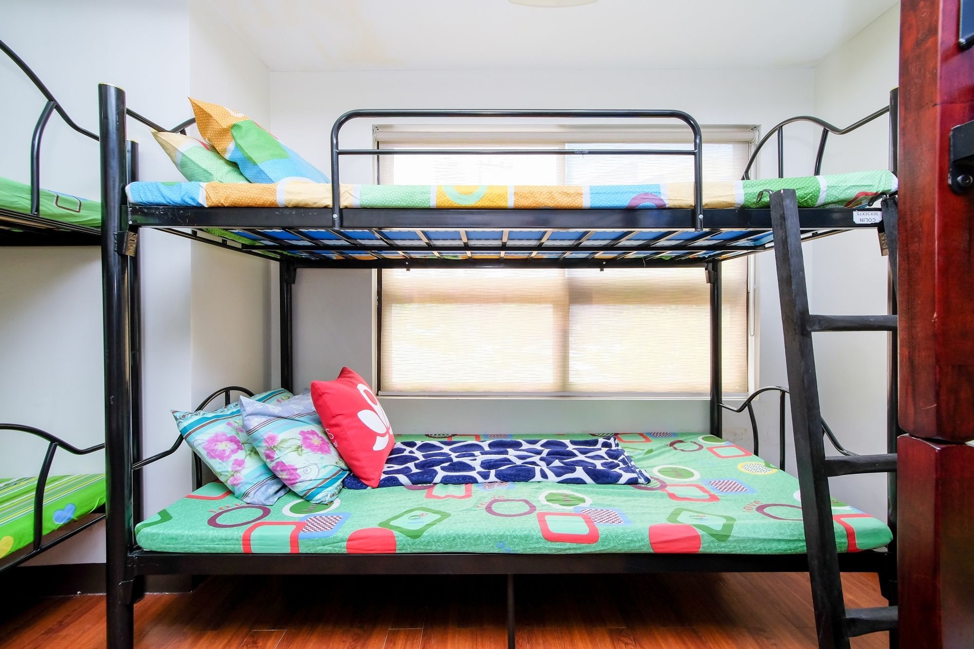Zen Hostel Quirino Ave. Malate Manila Esterno foto